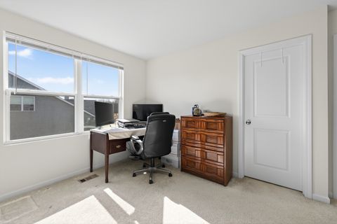 Tiny photo for 2110 Silver Leaf Drive, Island Lake, IL 60042 (MLS # 12578525)