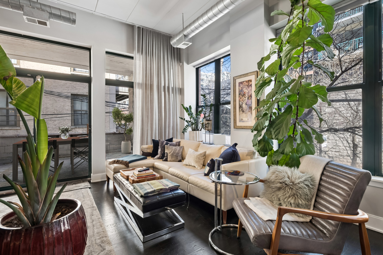 936 W MADISON Street 2A