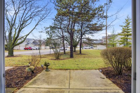 Tiny photo for Glendale Heights, IL 60139 (MLS # 12580078)