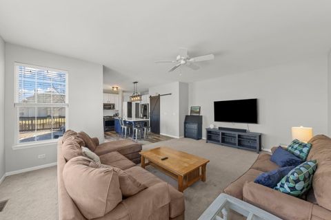 Tiny photo for 842 Dalton Lane, Bolingbrook, IL 60490 (MLS # 12585140)