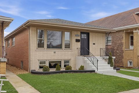 Tiny photo for 5115 S Melvina Avenue, Chicago, IL 60638 (MLS # 12624816)
