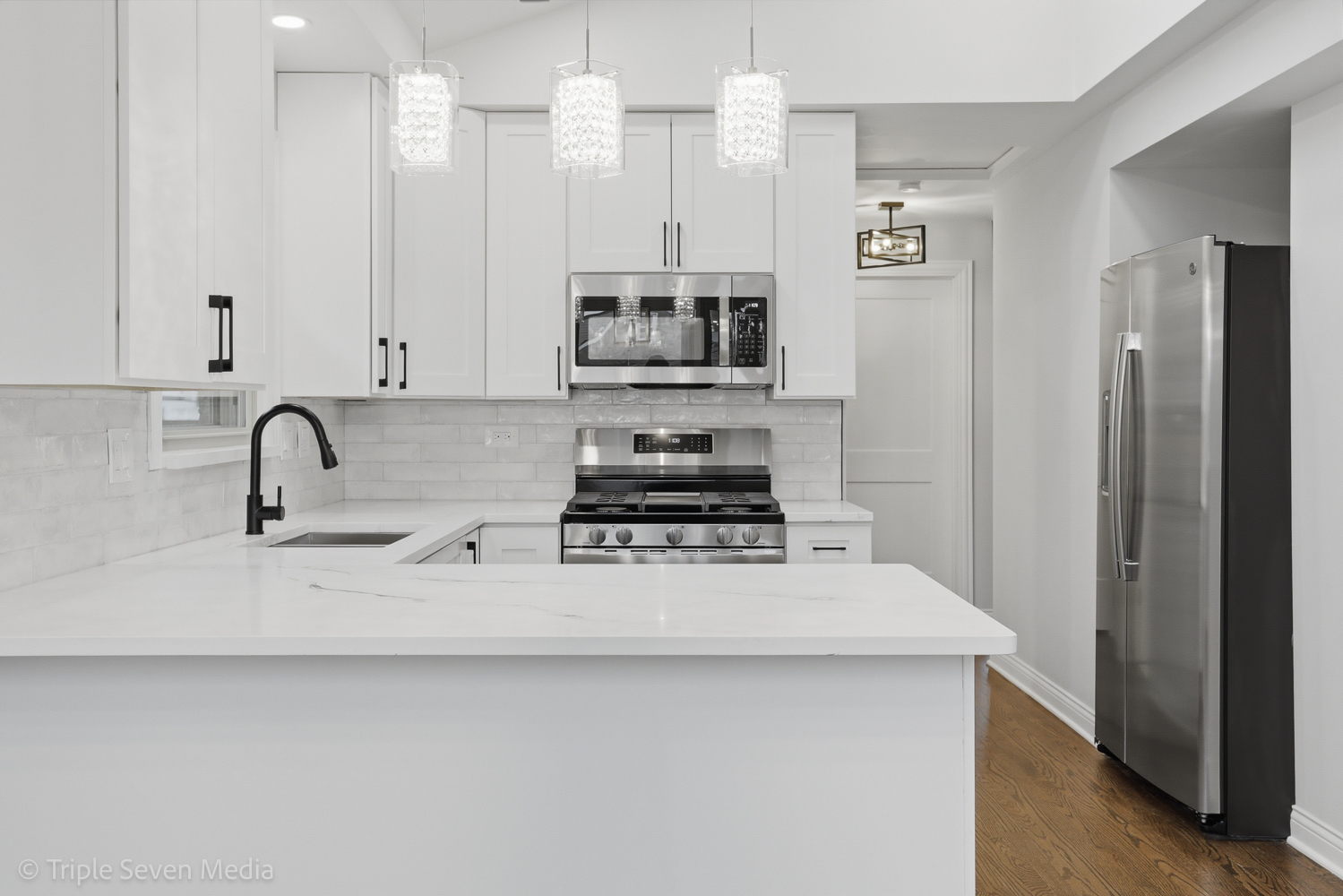 5115 S Melvina Avenue