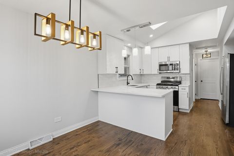 Tiny photo for 5115 S Melvina Avenue, Chicago, IL 60638 (MLS # 12624816)