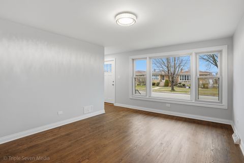 Tiny photo for 5115 S Melvina Avenue, Chicago, IL 60638 (MLS # 12624816)