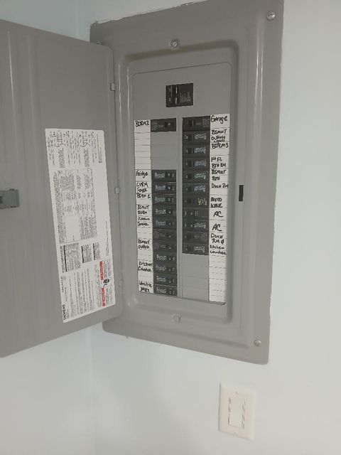 Tiny photo for 6932 S Calumet Avenue, Chicago, IL 60637 (MLS # 12460664)