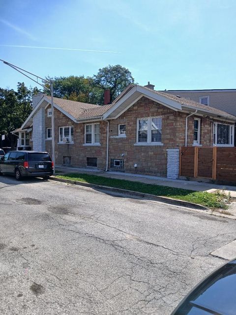 Tiny photo for 6932 S Calumet Avenue, Chicago, IL 60637 (MLS # 12460664)