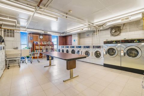 Tiny photo for 6145 N Sheridan Road #27A, Chicago, IL 60660 (MLS # 12487727)