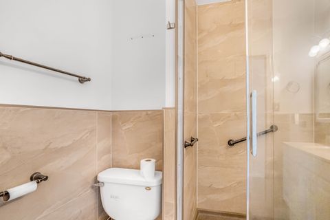 Tiny photo for 6145 N Sheridan Road #27A, Chicago, IL 60660 (MLS # 12487727)