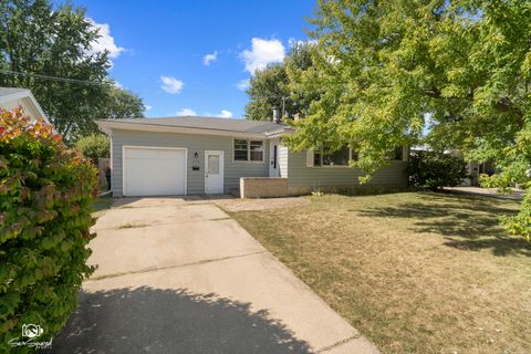 Photo of 279 W Country Court, Bourbonnais, IL 60914 (MLS # 12489468)