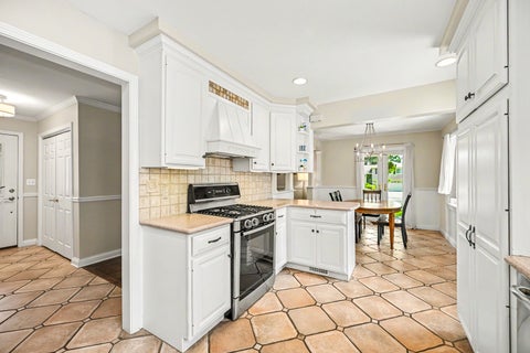Tiny photo for 244 S Milton Avenue, Glen Ellyn, IL 60137 (MLS # 12706540)