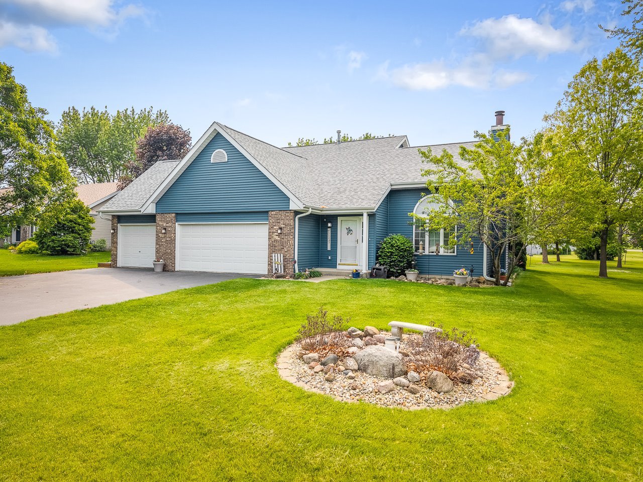 772 Woodsong Court
