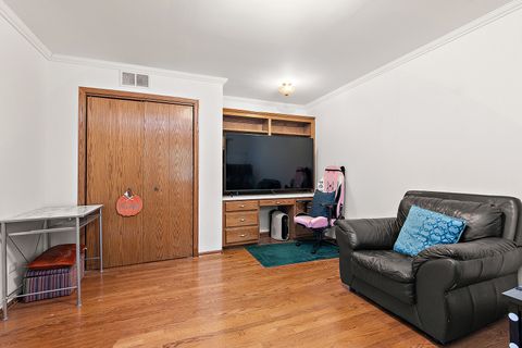 Tiny photo for 8036 Blarney Road, Tinley Park, IL 60477 (MLS # 12496839)