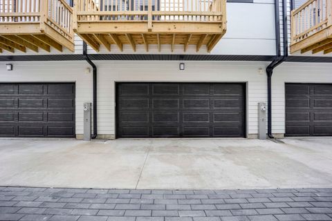 Tiny photo for 944 Beloit Avenue #2, Forest Park, IL 60130 (MLS # 12579445)