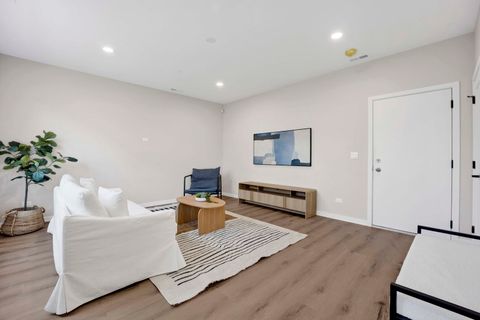 Tiny photo for 944 Beloit Avenue #2, Forest Park, IL 60130 (MLS # 12579445)