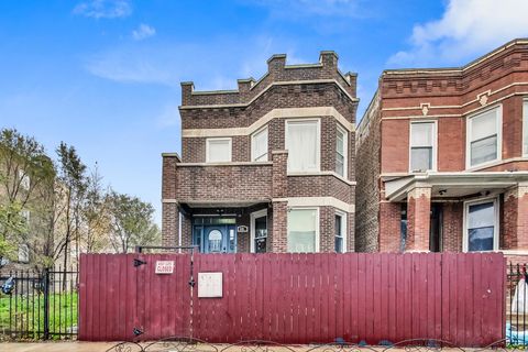 1121 N LAWNDALE Avenue Chicago IL 60651