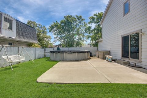 Tiny photo for 16909 Paxton Avenue, South Holland, IL 60473 (MLS # 12481001)