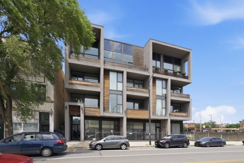Tiny photo for 2424 W Chicago Avenue #202, Chicago, IL 60622 (MLS # 12674906)