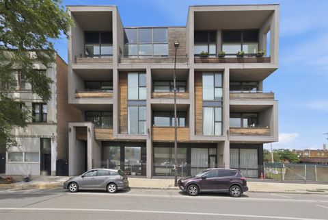 Photo of 2424 W Chicago Avenue #202, Chicago, IL 60622 (MLS # 12674906)