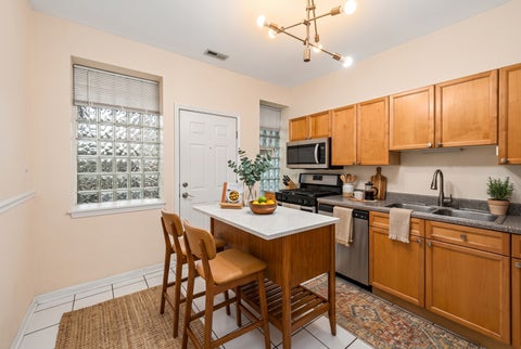 Tiny photo for 3110 W Belle Plaine Avenue #1, Chicago, IL 60618 (MLS # 12782478)