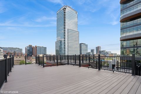 Tiny photo for 401 N Aberdeen Street #4S, Chicago, IL 60642 (MLS # 12500419)