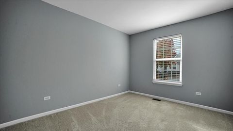 Tiny photo for 1706 Buckingham Drive, Des Plaines, IL 60018 (MLS # 12505118)