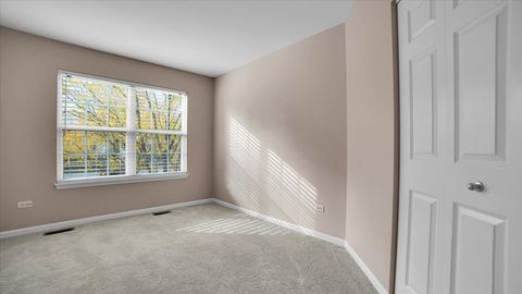 Tiny photo for 1706 Buckingham Drive, Des Plaines, IL 60018 (MLS # 12505118)