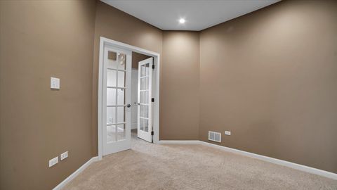 Tiny photo for 1706 Buckingham Drive, Des Plaines, IL 60018 (MLS # 12505118)