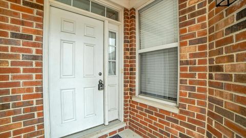 Tiny photo for 1706 Buckingham Drive, Des Plaines, IL 60018 (MLS # 12505118)