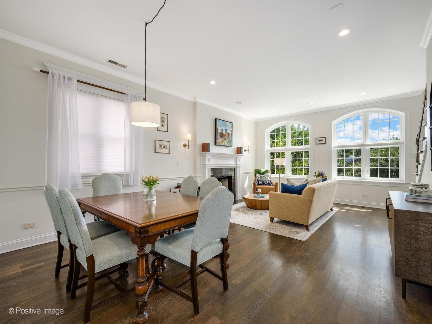 1718 W Superior Street 2E