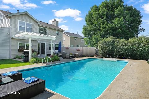 Tiny photo for 310 Barnaby Drive, Oswego, IL 60543 (MLS # 12685316)