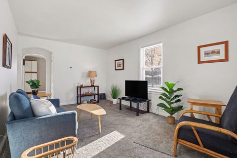 Tiny photo for 11057 S Avenue B, Chicago, IL 60617 (MLS # 12534595)
