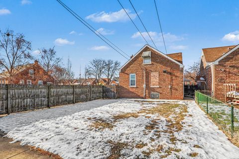 Tiny photo for 11057 S Avenue B, Chicago, IL 60617 (MLS # 12534595)