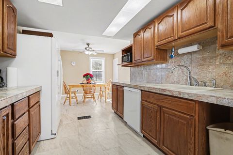 Tiny photo for 11057 S Avenue B, Chicago, IL 60617 (MLS # 12534595)