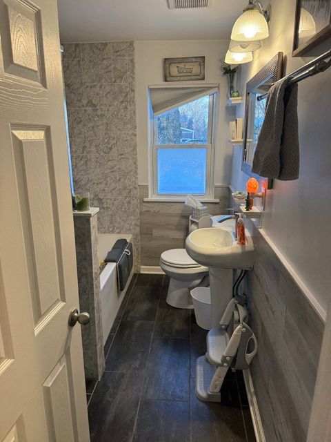 Tiny photo for 1044 S Ellsworth Avenue, Addison, IL 60101 (MLS # 12551222)