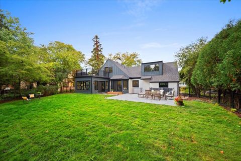 Tiny photo for 4072 Bunker Lane, Wilmette, IL 60091 (MLS # 12467080)