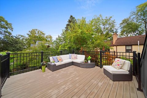 Tiny photo for 4072 Bunker Lane, Wilmette, IL 60091 (MLS # 12467080)