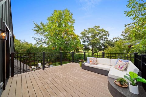Tiny photo for 4072 Bunker Lane, Wilmette, IL 60091 (MLS # 12467080)