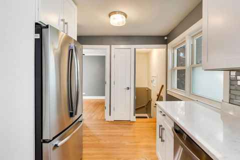 Tiny photo for 5061 N Kimberly Avenue, Chicago, IL 60630 (MLS # 12577053)