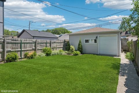 Tiny photo for 5061 N Kimberly Avenue, Chicago, IL 60630 (MLS # 12577053)