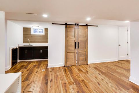 Tiny photo for 5061 N Kimberly Avenue, Chicago, IL 60630 (MLS # 12577053)