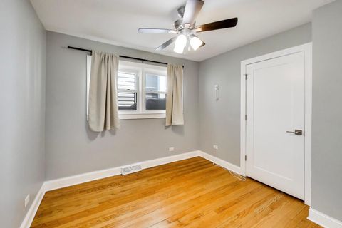 Tiny photo for 5061 N Kimberly Avenue, Chicago, IL 60630 (MLS # 12577053)