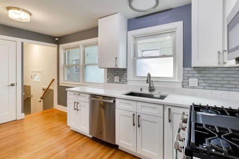 Tiny photo for 5061 N Kimberly Avenue, Chicago, IL 60630 (MLS # 12577053)