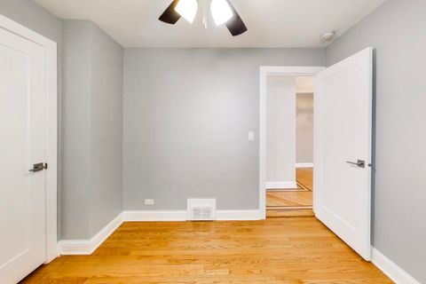 Tiny photo for 5061 N Kimberly Avenue, Chicago, IL 60630 (MLS # 12577053)