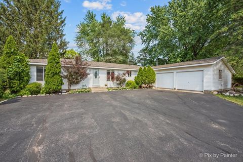 Photo of 3500 Biscayne Road, McHenry, IL 60050 (MLS # 12501775)