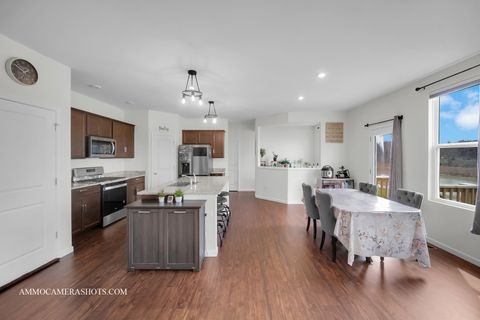 Tiny photo for 1398 Kessler Drive, Mundelein, IL 60060 (MLS # 12632740)