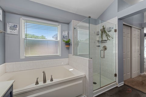 Tiny photo for 370 Ashford Lane, Grayslake, IL 60030 (MLS # 12687102)