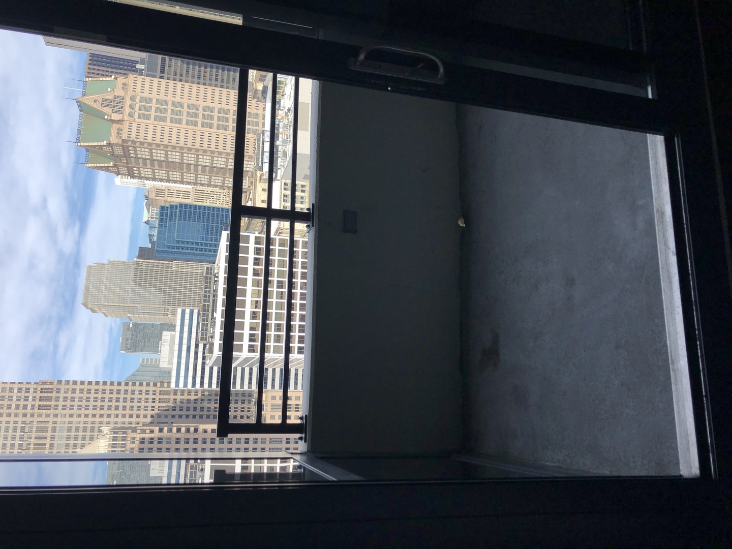 235 W Van Buren Street 3722