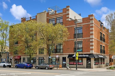 2207 N Western Avenue 2A Chicago IL 60647