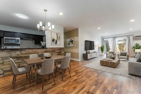 Tiny photo for 802 E OLD WILLOW Road #114, Prospect Heights, IL 60070 (MLS # 12543274)