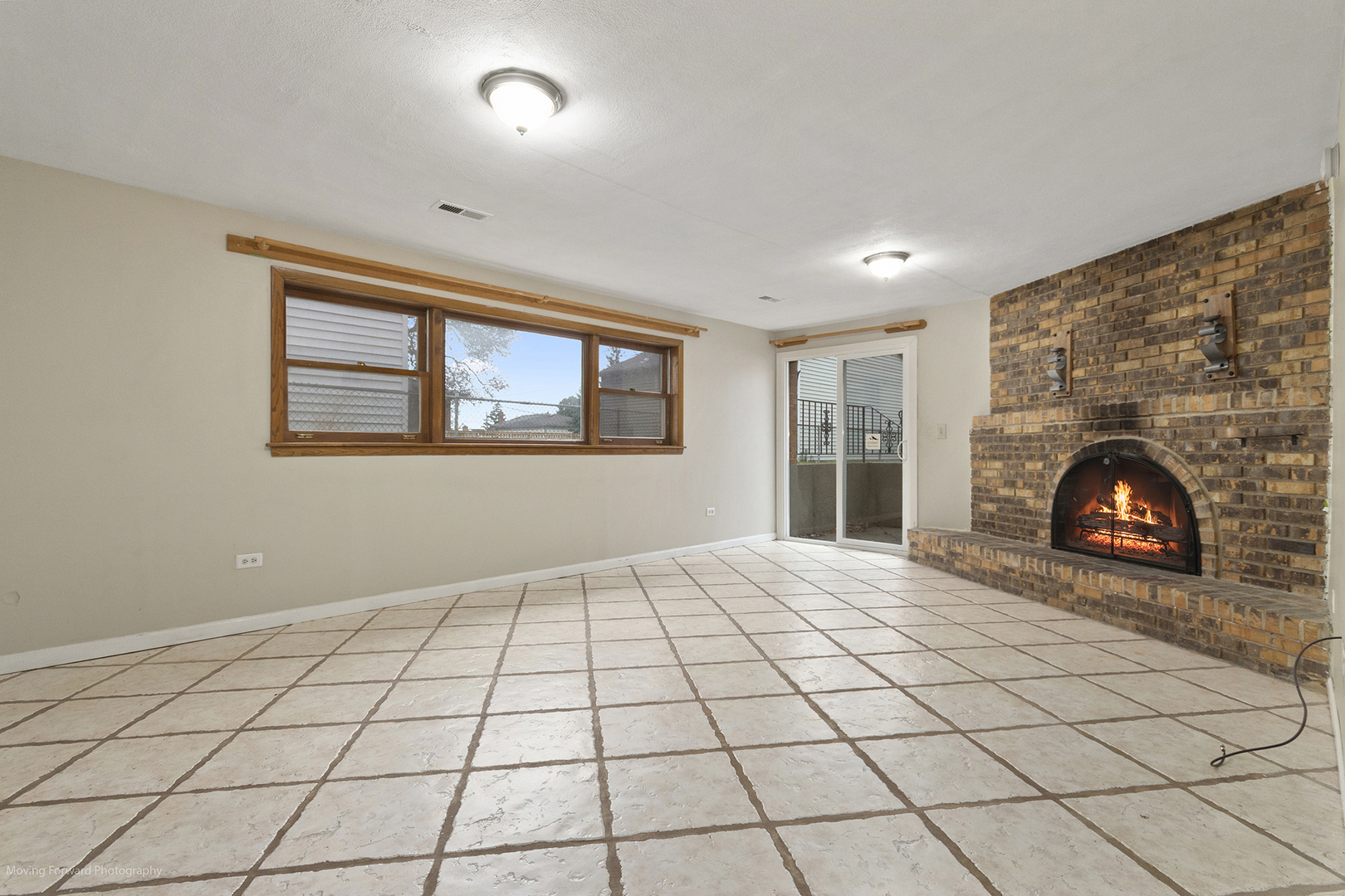 Niles, Illinois 60714, United States, 3 Bedrooms Bedrooms, ,2 BathroomsBathrooms,Residential,Active,249430